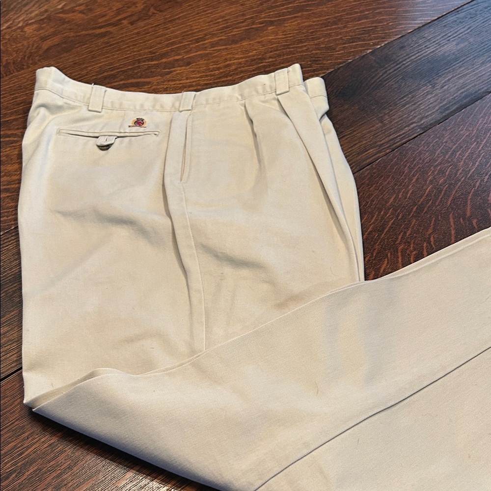 Tommy Hilfiger Men's Khaki Chinos